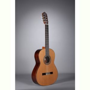 Altamira guitare classique N400 7-8 livrée en étui